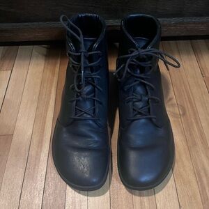 Vivo barefoot lace up boots size 12/43